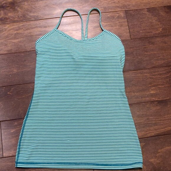 Lululemon Racer Back Top In Mint green Stripes SIZE 6 - Picture 1 of 4